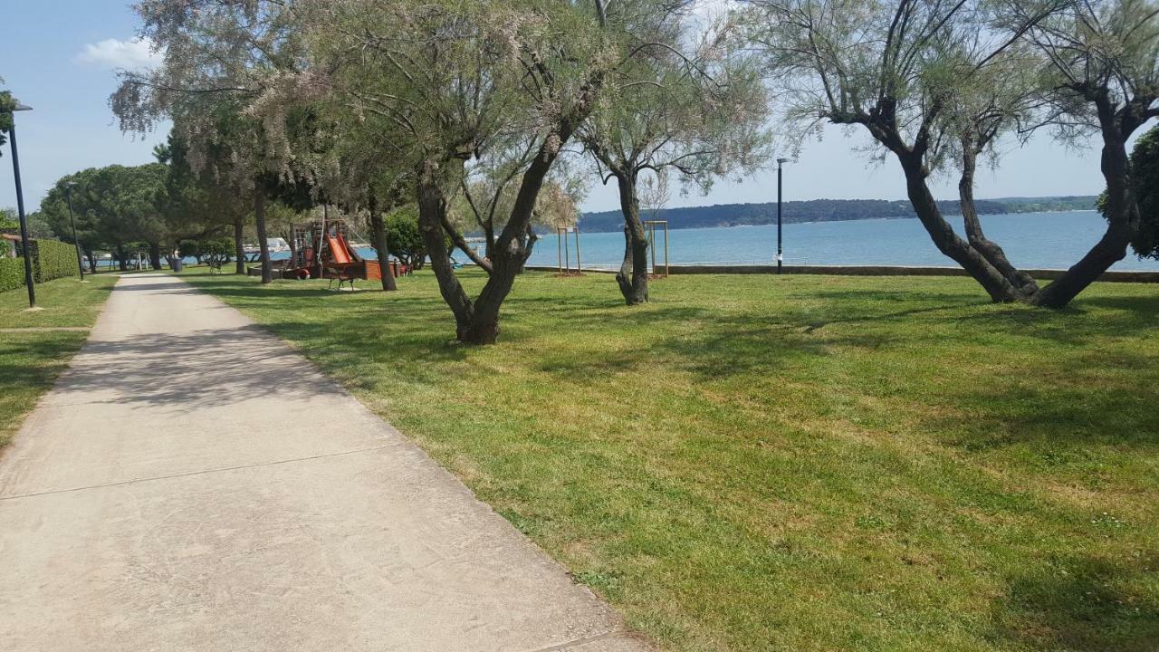 Apartman Luka Novigrad Istria Buitenkant foto