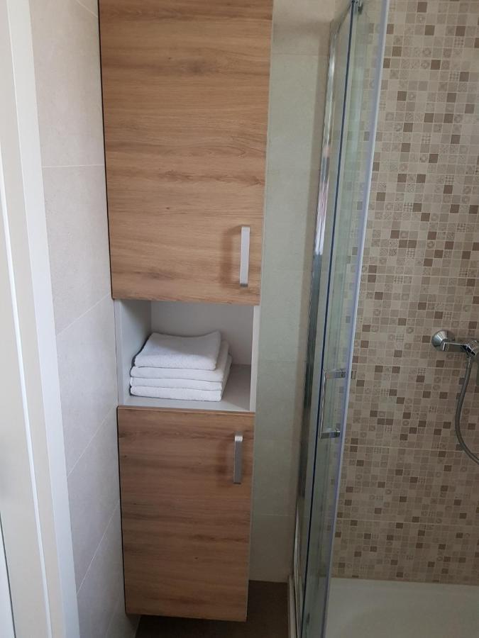 Apartman Luka Novigrad Istria Buitenkant foto