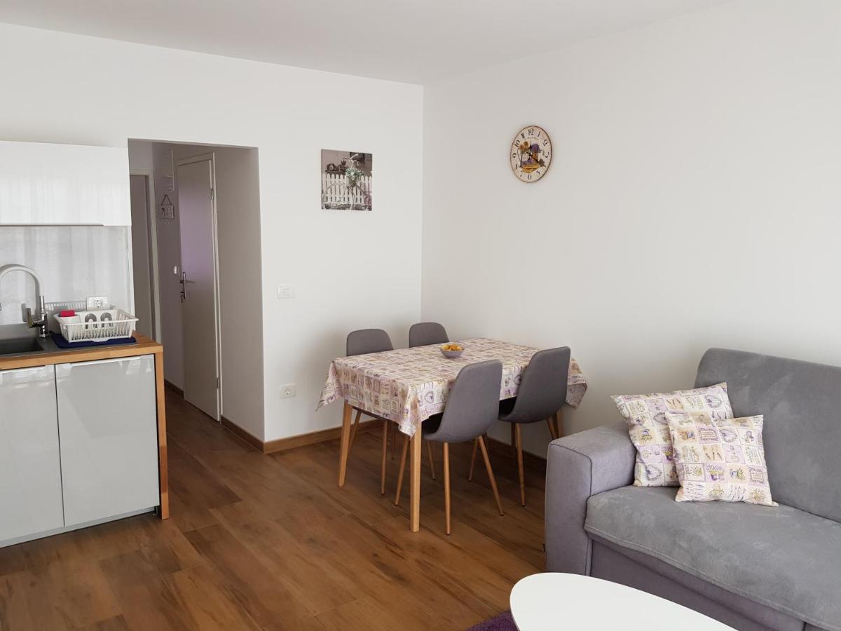 Apartman Luka Novigrad Istria Buitenkant foto